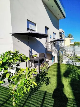 Aloha Inn Отели в г. Артеми