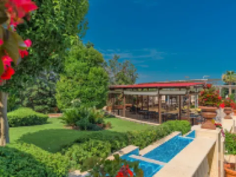 塞薩洛尼基阿瓦隆機場酒店 塞爾米酒店