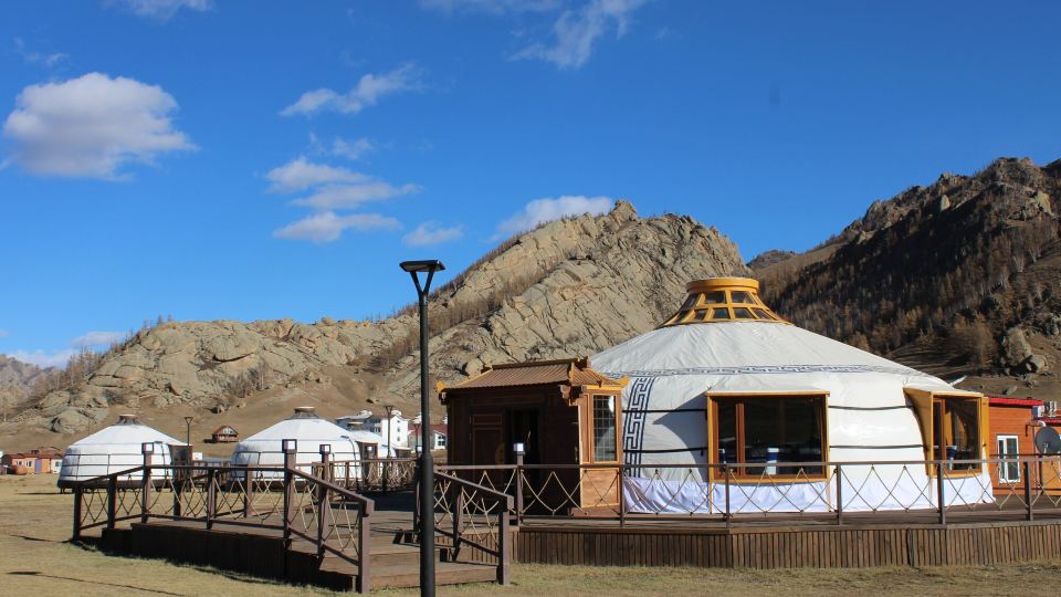 Khumug Tour Resort