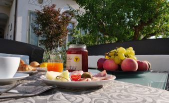 Hotel Al Campanile - Luxury Suites & Apartments