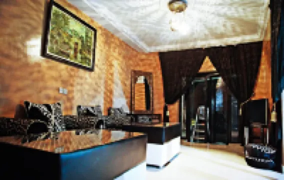 Naima House