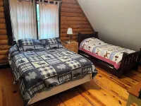 Cozy Lake Norman log cabin