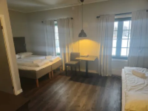 Oslo Airport Apartments โรงแรมในUllensaker