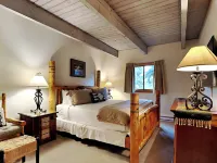 The Timberline Condominiums Hotels in Pitkin County