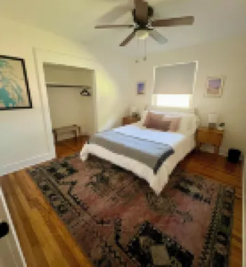 Mid-West Mod-1 mile to OU-Central Norman-Sleeps 16