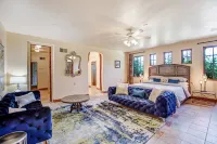 Villa Colibri, by Vinifera Homes