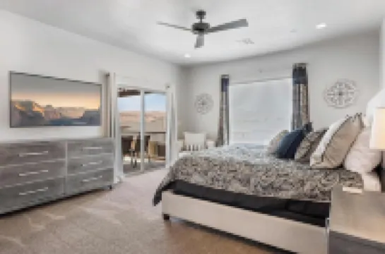 Luxury 5BR Wellness Retreat w/ Private Pool, Hot Tub & Cold Plunge Near Zion