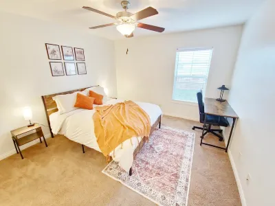 2 Queen Beds + 2 Full Bathrooms Kitchen + Laundry Room + Patio Hotels in der Nähe von Western Kentucky Botanical Garden