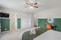 ~ NEW ~ Cozy / Murfreesboro / Arcade Room / Getaway - Sleeps 8+