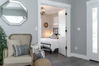 Charmer Downtown 3BR Home w Free Parking near UofO