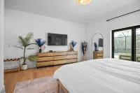 Luxury Waterfront Escape – Private Dock, Heated Pool & Game Room! Pet-Friendly!