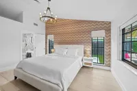 Casita Delray Oasis: 4Br with Pool, BBQ, Firepit, Pool Table - 4-نجوم