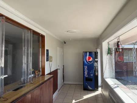 Economy 7 Inn Hampton