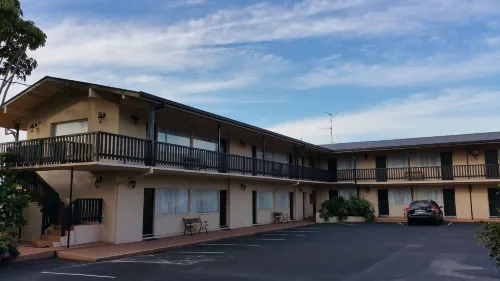 Halfway Motel Hôtels à : Eden