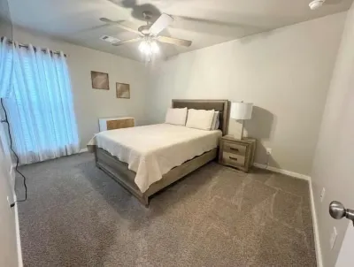 [7905] New modern, 3 BRD, 2 BA, 2 car garage home. Hotels near Crossroads country church