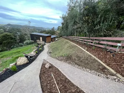 Hidden Valley Waiheke Hotels in Palm Beach