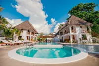 Mayai Ocean Resort - Infinity Pools