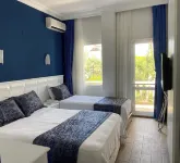 Ezer Hotel - ติดทะเล