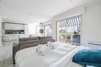 Modern and Cosy Studio- AC- 4P- Cannes Hotels in Pointe Croisette