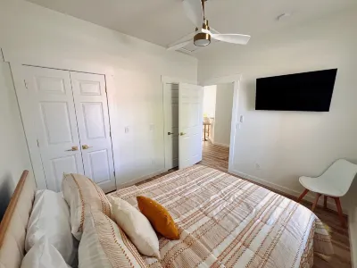 2bed 2bath house with WiFi, Fence patio in Bluffton SC 10 min of Hilton Head 벅왈터 플레이스 주변 호텔