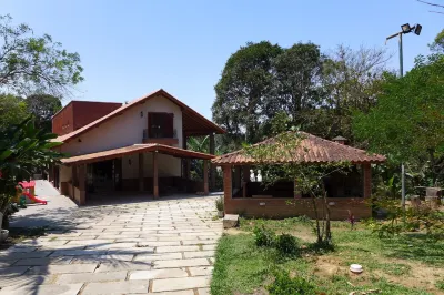 Farm in the Dam in Condominium in the Serra do Mar. Riacho Grande 40 min São Paulo Hotel dekat Lauro Gomes Theater