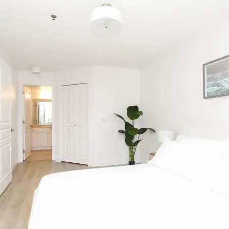 2 Bed + DEN 2 Bath Downtown Kelowna