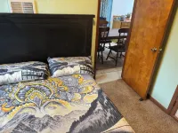 Charming 2-bedroom cottage at Canadohta Lake with WiFi