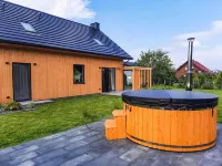 Ein Strand- und Seehaus. 200m von der Camminer Bucht,1,8km vom Meer Entfernt Hotels in Kamien County