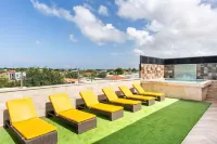 Rooftop Pool w/Lounge Area-Studio Sleeps 2 #U3