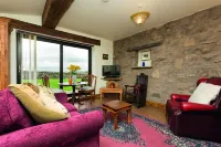 Cosy Cottage with a lovely country feel on the edge of the Lake District