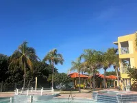 Brisas del Mar - Oceanfront Condo! ボケロンのホテル