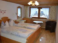 Holiday home in the middle of the Lechtal mountains Hotels in Steeg