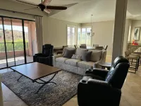 Spacious retreat in beautiful Fountain Hills. Close to everything!