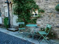 'Oh So Snug' Bijou 1-bedroom cottage, in the heart of Whalley, Clitheroe Hotels in Clitheroe