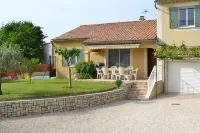 Air-conditioned villa, private pool 100m from the start of the Mont Ventoux climb
