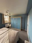 Newly Renovated: 2-Room Apartment in Villa District - Close to the Train Station