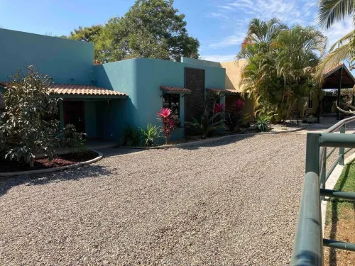 Villas Escondido, Villa # 3 One Bed. Only 3 km-2ml.to  the beach and shopping Hotels in Bahia de Banderas