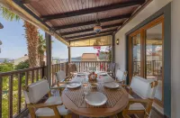 Villa Tara With Private Pool And Sea Views Close to Beach & Shops