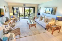 Ocean Drive Oasis in Vero Beach - 2br/2ba  - mere steps to everything!!!