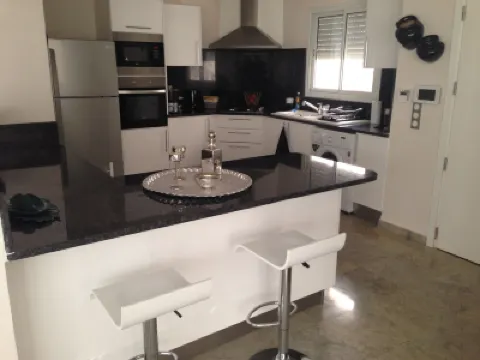 MODERN VILLA WITH POOL CLOSE TO THE BEACH 酒店