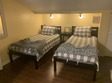 Seven Mile Beach With Soul - Top Central SMB Location Отели рядом с достопримечательностью «Clock Tower»