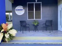 Rainforest Escape with Stunning Views Minute's Drive Away from Everything!