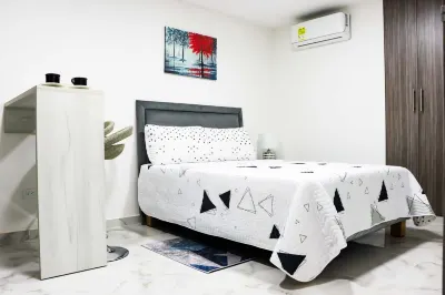 Apartaestudio Moderno en Cali 1 Hotels near Centro Comercial Colón Plaza