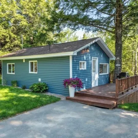 Lakeside Guest House - Porters Lake