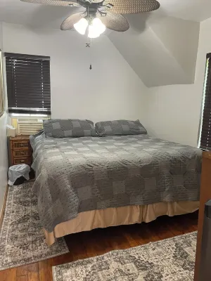 Quiet 2 Bedroom, Sleeps up to 8, dog friendly.