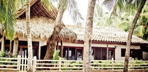 FAVORITE HOUSE on the BEACH since 2005, parking, wifi, housekeeper, security