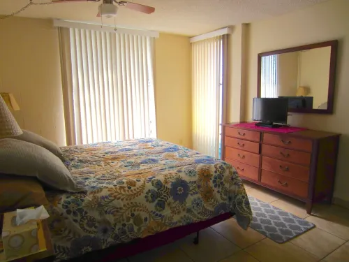 Ideal Location! Beautiful Ocean View; Escape to Paradise.Last Minute Specials!