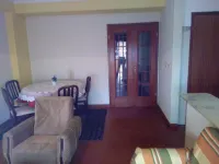2 bedroom apartment 5 minutes from the beach with sea views!