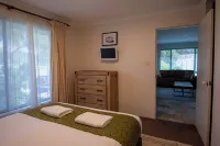 Beachside Dreaming Beach House Hotels in Gnarabup