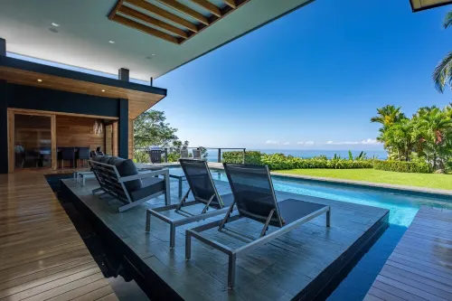 Luxurious Ocean View 18 Acre Private Rainforest Estate, Wildlife and Concierge